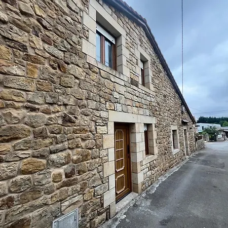 El Refugio De Corrales 펜션 *