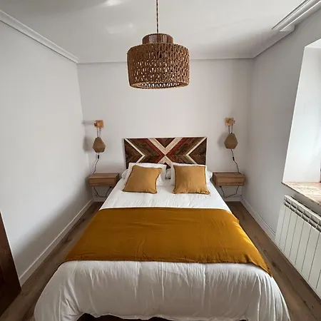 펜션 El Refugio De Corrales